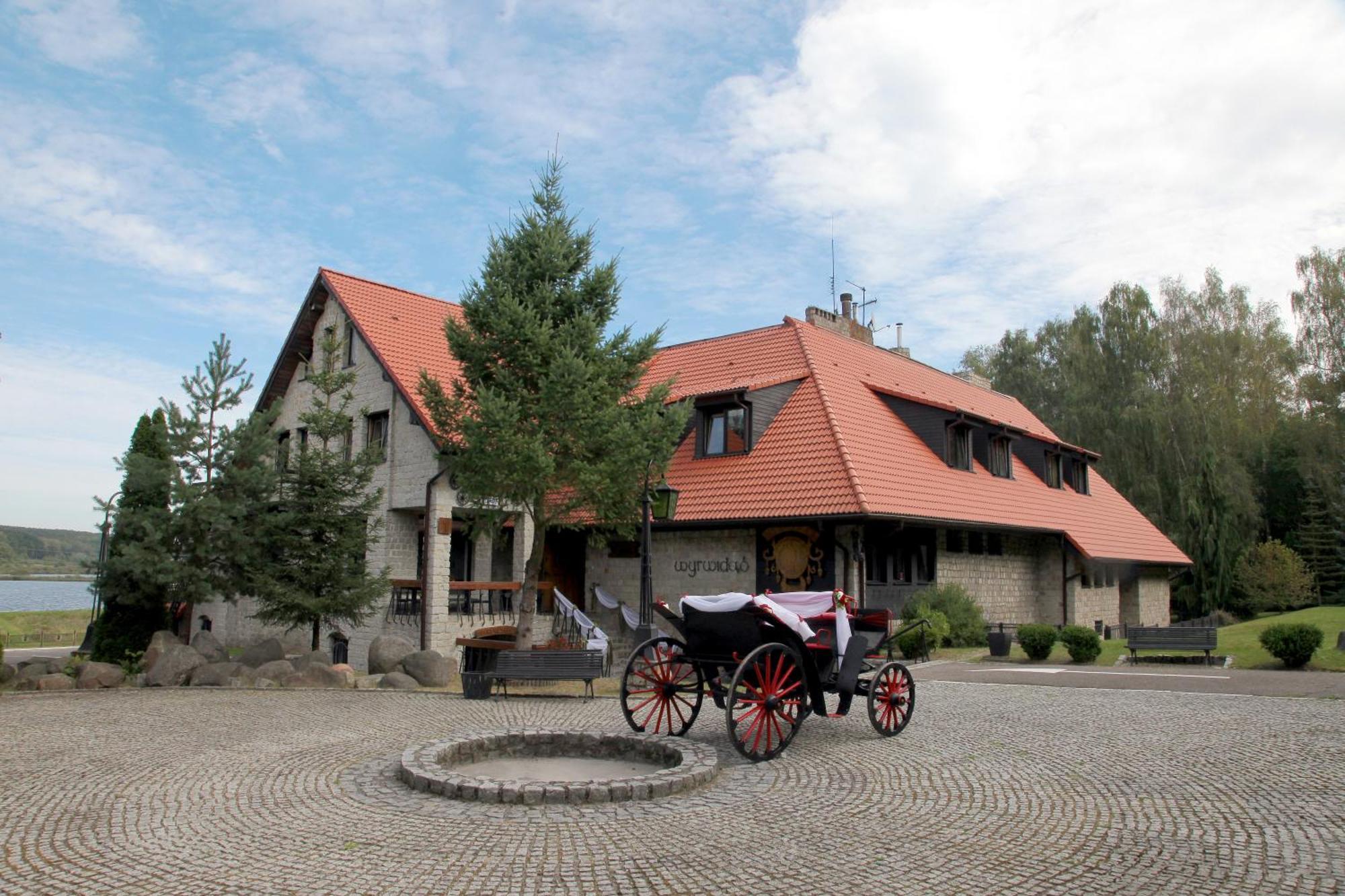Hotel Wyrwidab Chodzież Εξωτερικό φωτογραφία